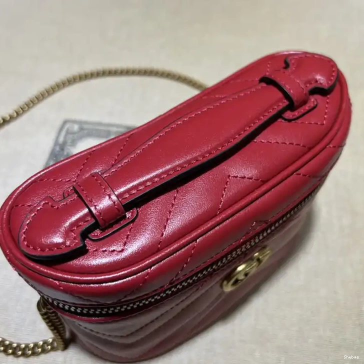 2304YA0086 Gucci Bag 0811